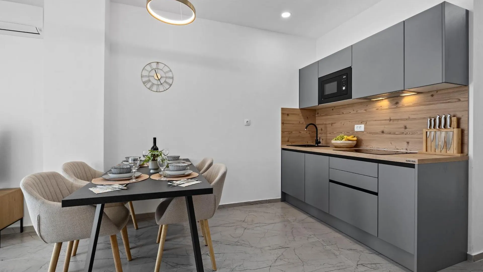Apartment Nenad - Amazing Sea View ! Only 500 Meters From The Beach ! Fažana 0*,  Kroatien