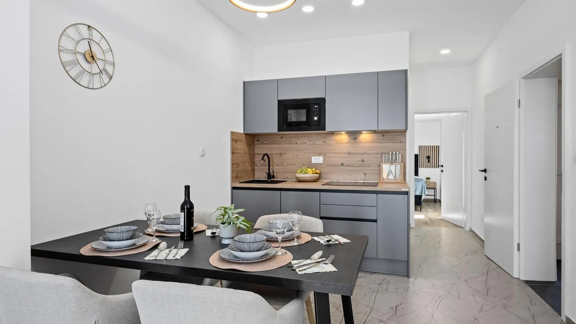 Apartment Nenad - Amazing Sea View ! Only 500 Meters From The Beach ! 파자나 0*,  크로아티아